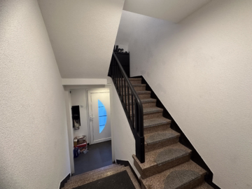 Selbstnutzer oder Kapitalanleger gesucht! - Treppenhaus (43260)
