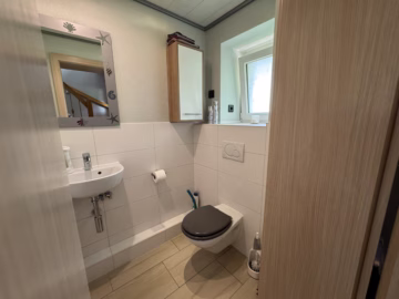 Kapitalanlage in neu gegründeter WEG – Mitte- Nord - Gäste WC EG (76019)