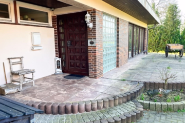 Ihr Wohntraum mit viel Grundstück in Geestenseth - Eingangsbereich (36361)