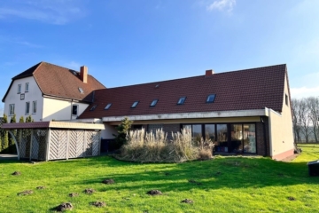Ihr Wohntraum mit viel Grundstück in Geestenseth, 27619 Schiffdorf, Terrassenwohnung