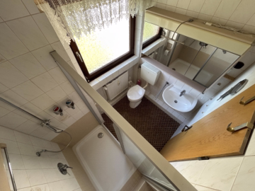 4-Zi.-Wohnung mit Loggia & Markise in Leherheide - Badezimmer (54190)