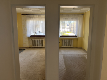 4-Zi.-Wohnung mit Loggia & Markise in Leherheide - Diele Blick in Zimmer 1+2 (54186)