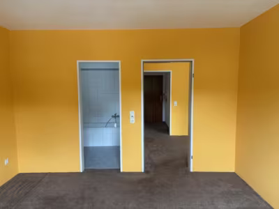 Architektur-Highlight am Bürgerpark mit Tiefgarage - Zimmer Blick zum Bad&Diele (85321)