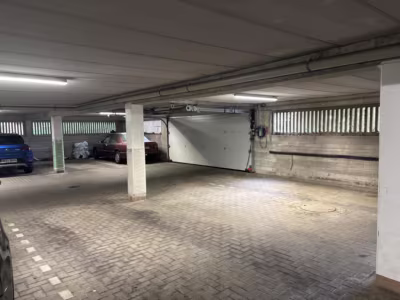 Architektur-Highlight am Bürgerpark mit Tiefgarage - Einfahrt Tiefgarage (85326)