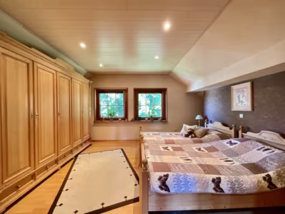 Beeindruckend: Fachwerkhaus mit idyllischem Garten - DG Zimmer 2 (81712)