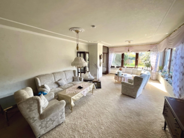 Familienhaus mit großem Garten - Wohnzimmer (47712)