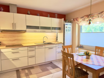Ihr Wohntraum: Bungalow in begehrter Ruhelage - Küche (70708)