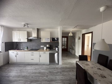 Exklusive Immobilie Nähe Speckenbüttler Park - OG Küche (44375)