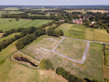 Dein Bauplatz – dein Traum vom eigenen Zuhause! - Luftaufnahme (42662)