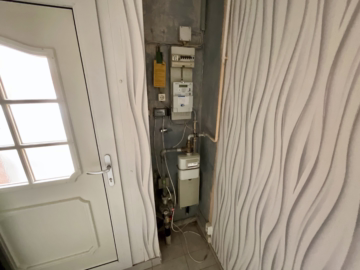 Einfamilienhaus mit großem Potential - Elektrik und Gas-Anschluss (44899)