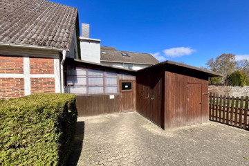 Einfamilienhaus mit großem Potential - Anbau hinterm Haus (44881)