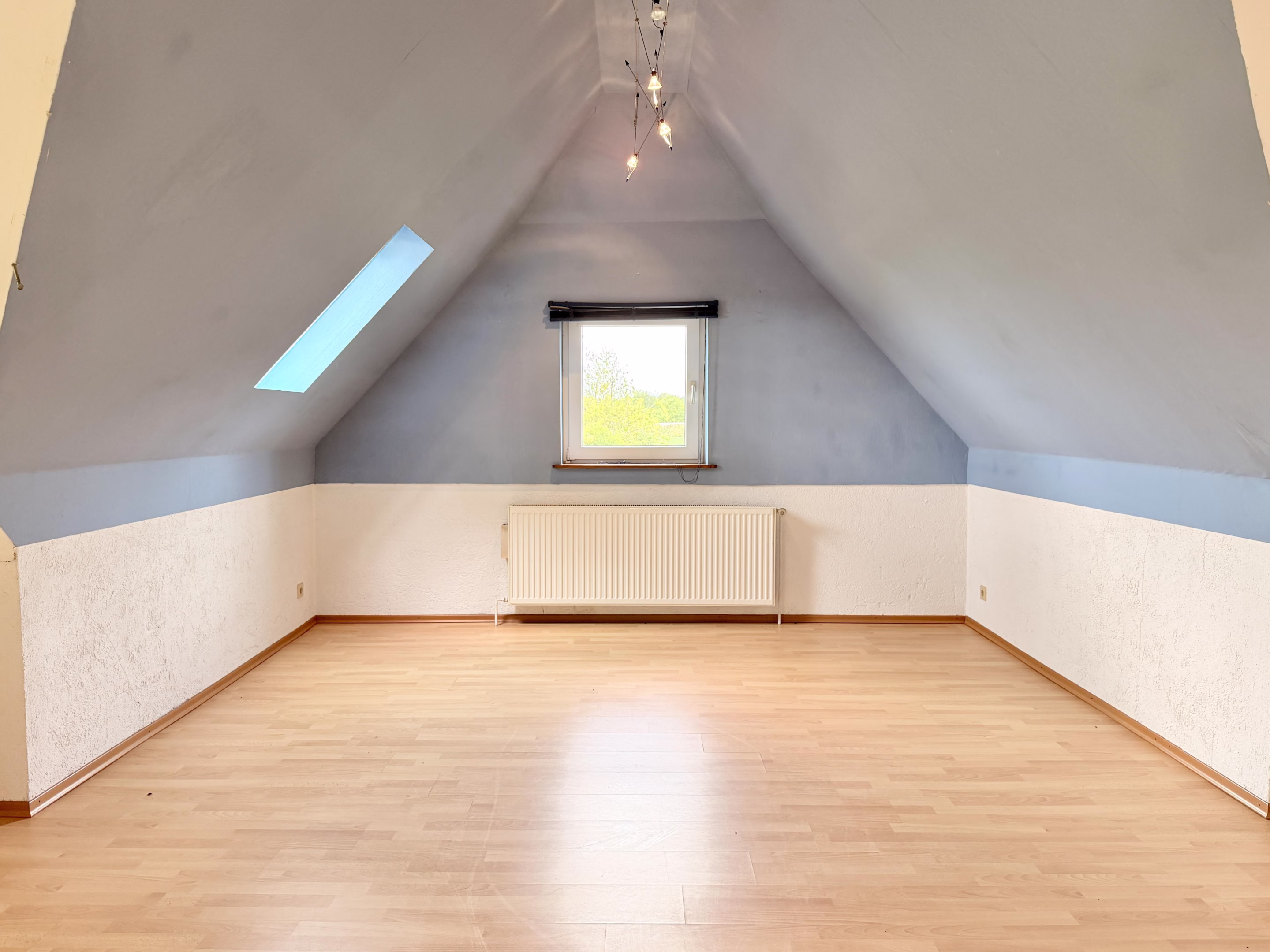 Wohnzimmer DG
