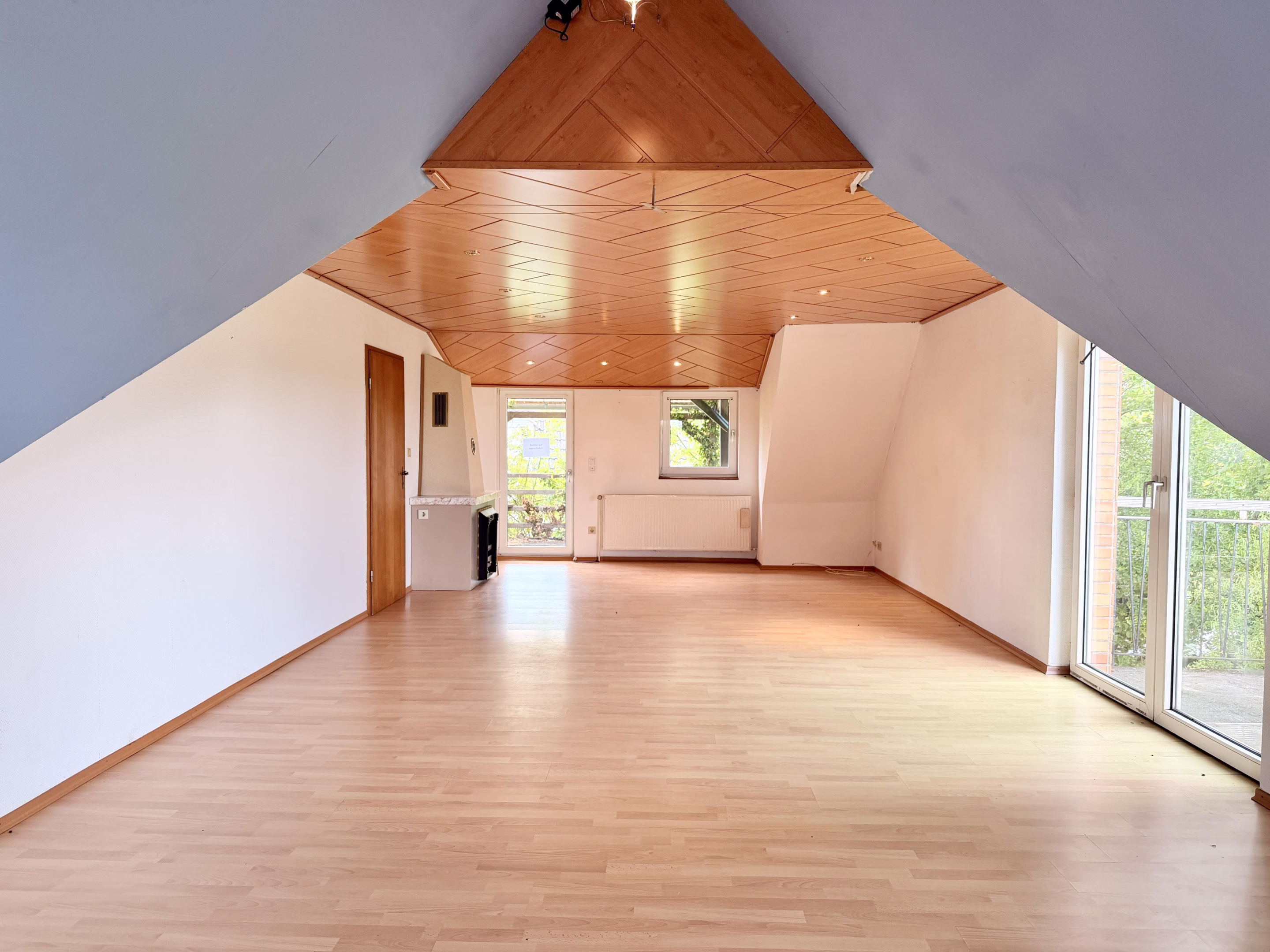 Wohnzimmer DG