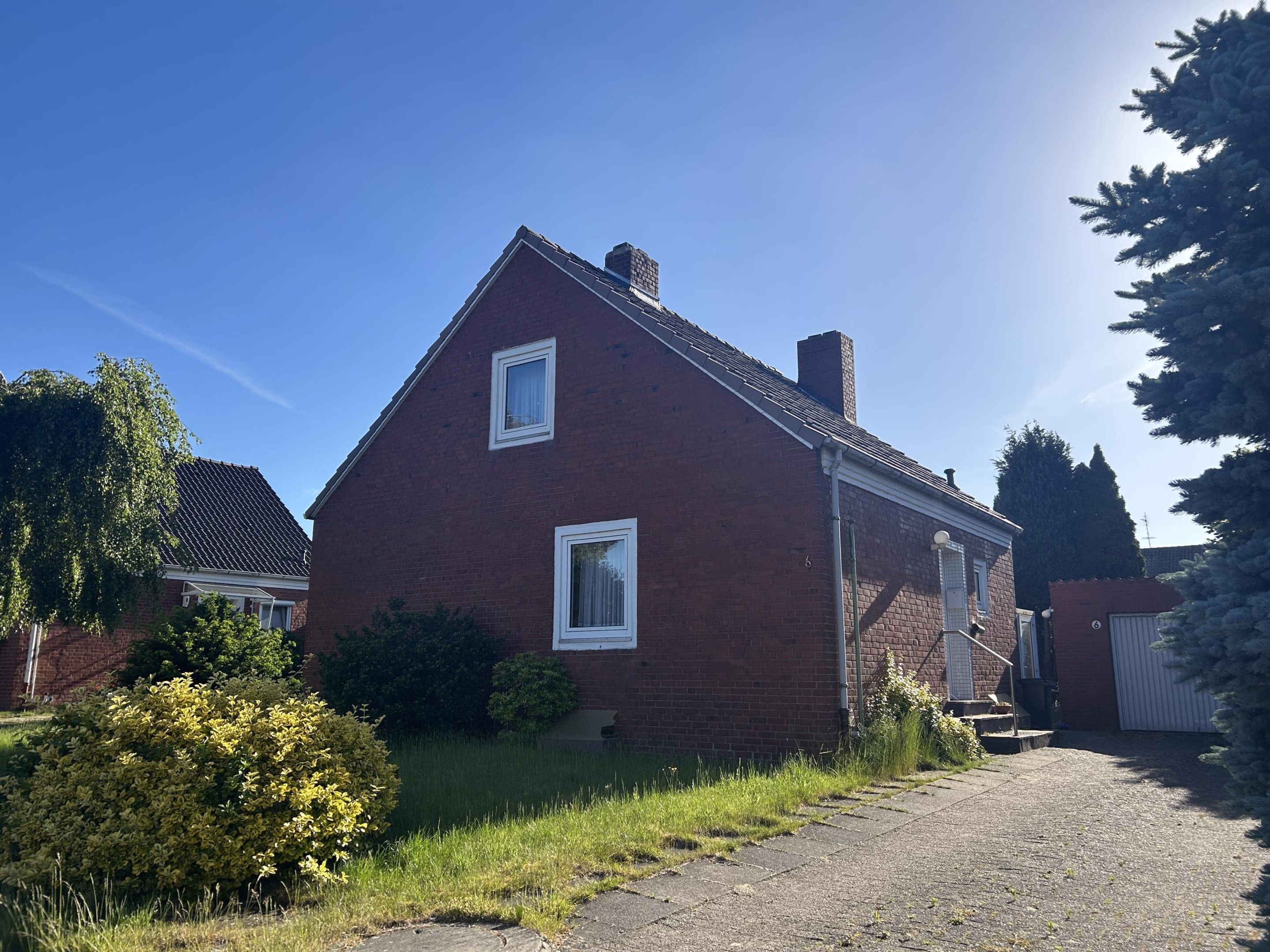Straßenansicht