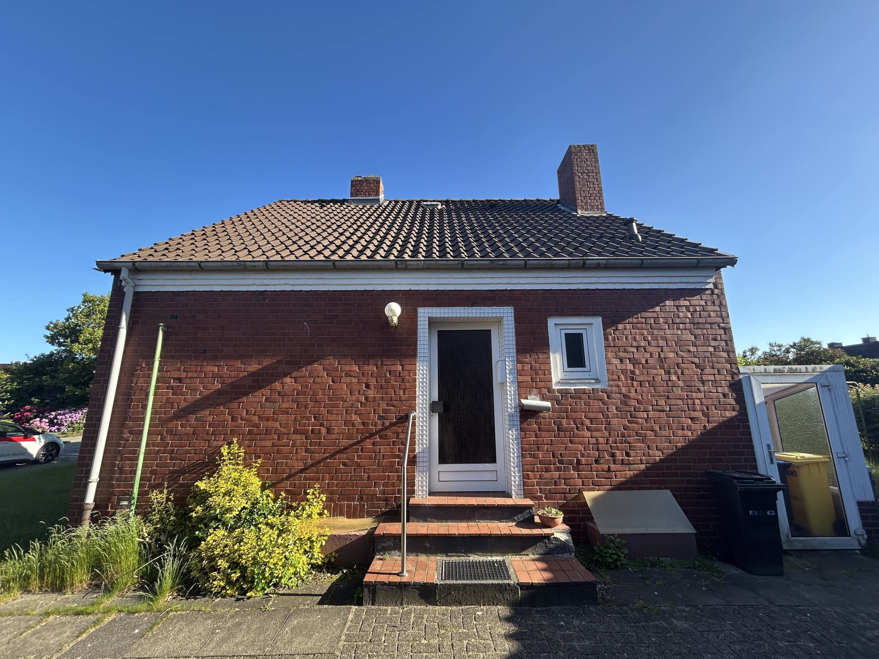Frontansicht Eingang