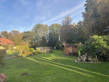 Wohnen & Gewerbe an einem ruhigen Ort - Garten (37054)