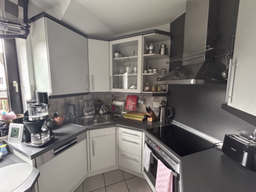 Wohnen & Gewerbe an einem ruhigen Ort - Küche (37066)