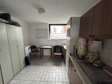 Wohnen & Gewerbe an einem ruhigen Ort - Mitarbeiterküche (37081)