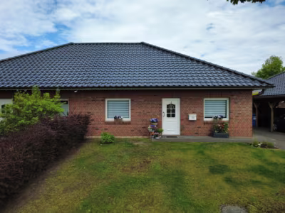 Vermietetes Doppelhaus in gefragter Lage - Eingang rechts (83634)