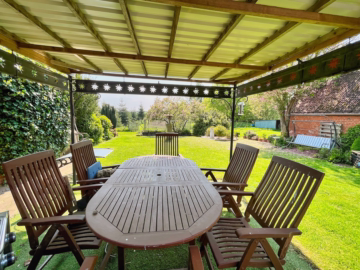 Großzügiges Einfamilienhaus in Krummendeich - Terrasse (35507)