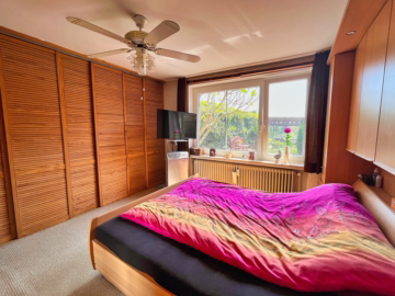 Großzügiges Einfamilienhaus in Krummendeich - Schlafzimmer (35523)