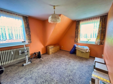 Großzügiges Einfamilienhaus in Krummendeich - Zimmer OG (35529)