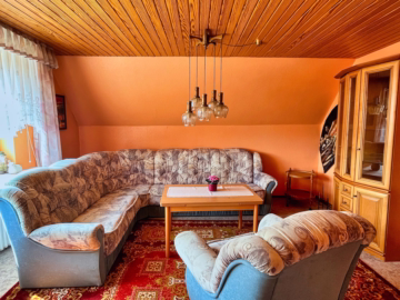 Großzügiges Einfamilienhaus in Krummendeich - Wohnzimmer OG (35532)