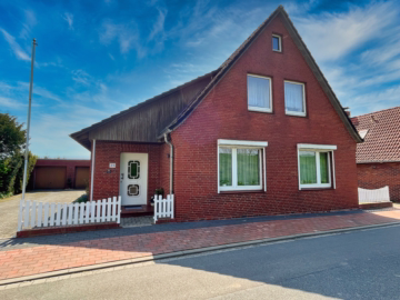 Großzügiges Einfamilienhaus in Krummendeich - Straßenansicht (35502)