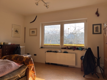 Altbauhaus aus 1892 mit 2 freien Wohneinheiten - Schlafzimmer 2 (Anbau) (40588)
