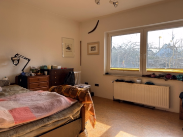 Altbauhaus aus 1892 mit 2 freien Wohneinheiten - Schlafzimmer 2 (Anbau) (40589)
