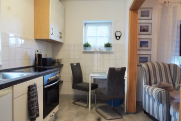 Seltenes Schmuckstück in Otterndorfer Deichnähe - Küche / Essbereich (37166)