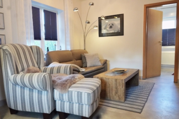 Seltenes Schmuckstück in Otterndorfer Deichnähe - Wohnzimmer (37160)