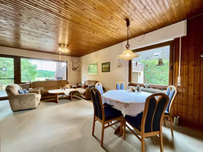 EFH mit Südterrasse und beeindruckendem Ausblick - EG Wohn-Esszimmer (82097)