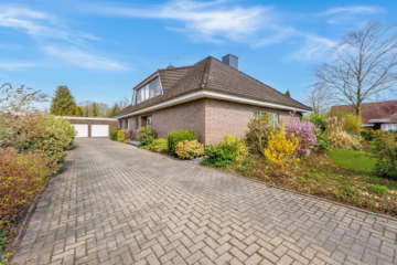 Familienhaus mit 2-3 Wohneinheiten & großem Garten - Außenansicht (46578)