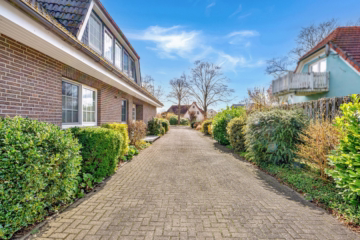 Familienhaus mit 2-3 Wohneinheiten & großem Garten - Seitenansicht (46579)