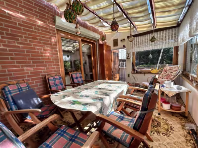 EFH in exponierter Lage auf großem Grundstück - Wintergarten (85436)