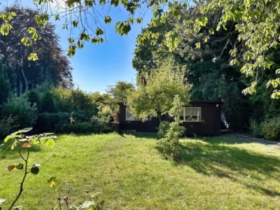 EFH in exponierter Lage auf großem Grundstück - Garten (85439)