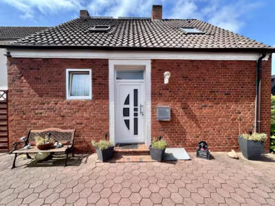 Wohnen am Waldrand! - Eingang (82927)