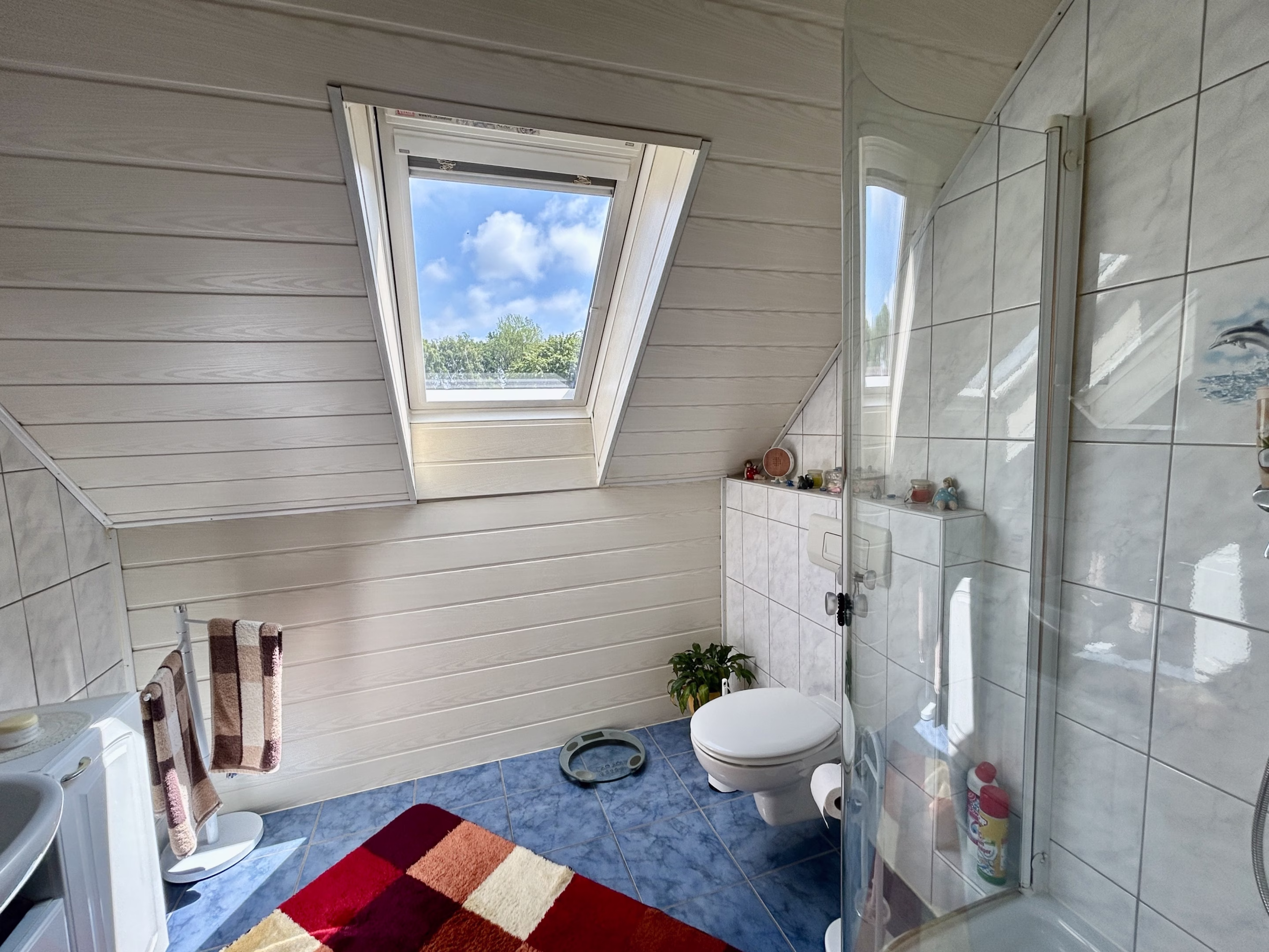 Badezimmer im Obergeschoss