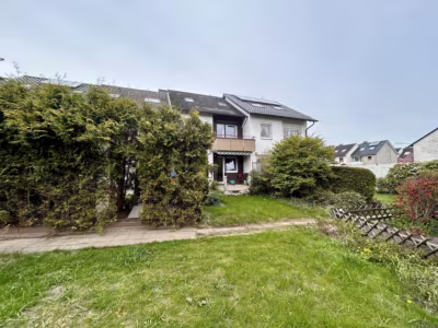 Reihenmittelhaus in Toplage! - Rückansicht (84784)